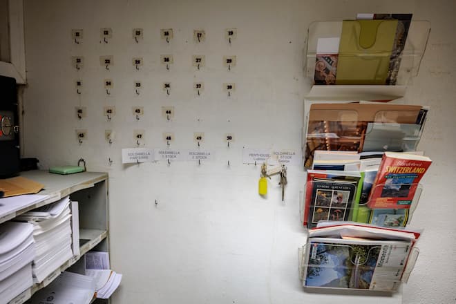 Das im Jahr 2011 geschlossene Royal Park Hotel Bellevue in Kandersteg fotografiert am 9. Oktober 2024 von Thomas Hodel