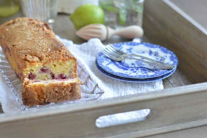 fork and flower X SI Style Crème fraîche Kuchen mit Himbeeren