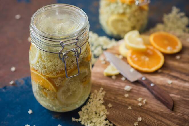 zubereitung,holunderblüten,holunderblütensirup *** preparation,elderflowers,elderflower syrup igj-ftt