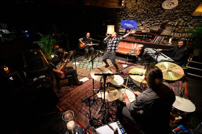 Baschi und Band Baloise Session @home Atlantis Basel