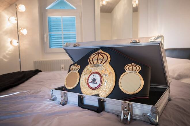 Viviane Obenauf Boxerin