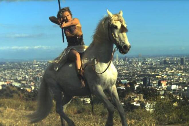 Simone Bargetze Selbstporträt hoch zu Ross