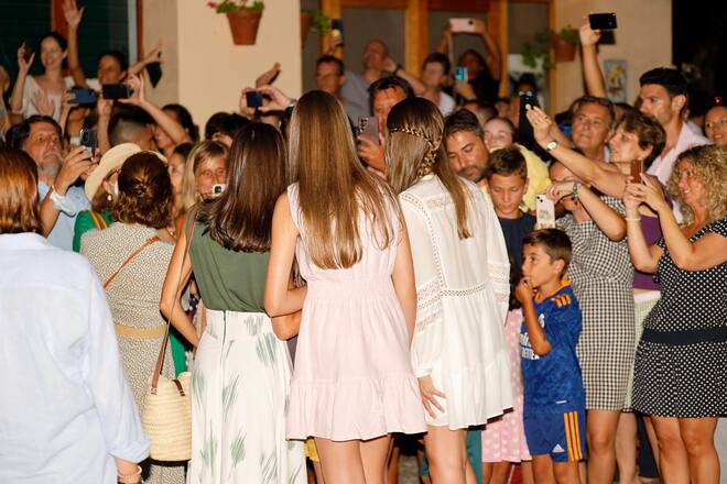 Königin Letizia König Felipe Prinzessin Sofia Prinzessin Leonor Mallorca 2022