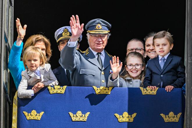 König Carl Gustaf mit Familie