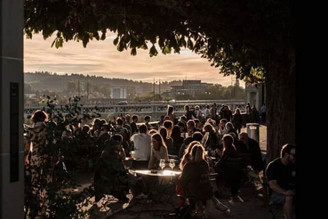 Die 10 schönsten Cafés zum Draussensitzen