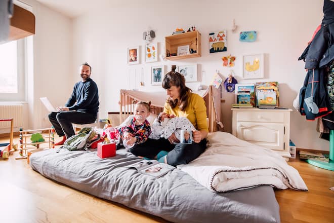 Familie Anna & Jérôme Dettwiler mit Yuma (2J.) und Mattea (1.5Mte), 2021