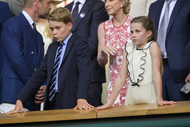Prinz George und Prinzessin Charlotte in Wimbledon im Juli 2025: Bei öffentlichen Anlässen sind die Regeln für Royals noch strikter, als zuhause.