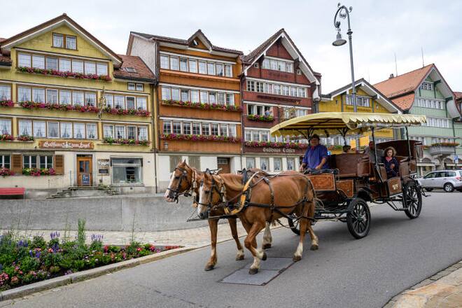 Dorf des Jahres 2022: Urnaesch hat eine Traditionsreiche Kultur wie die Silversterklaeuse oder das Bloch. Bild © Remo Naegeli