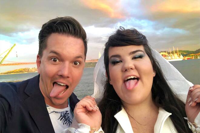 Sven Epiney mit der israelischen Siegerin Netta