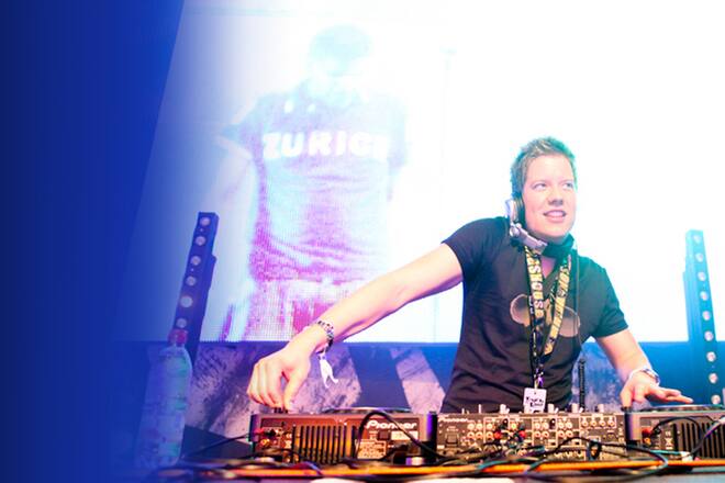 Frontteaser DJ Mr. Da-Nos Street Parade Live