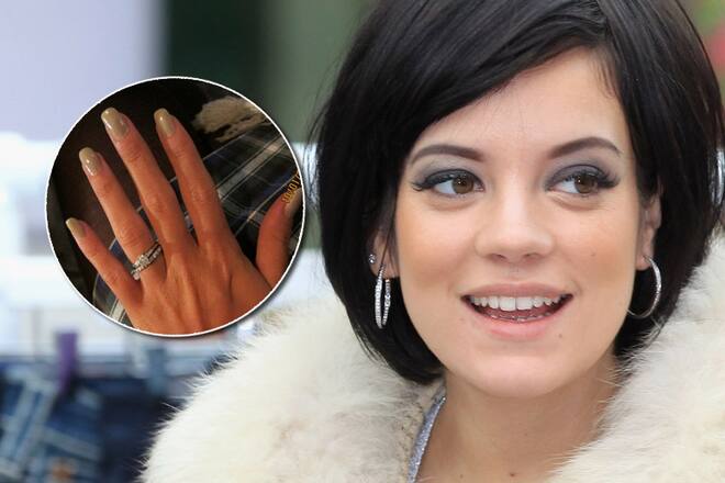 Frontteaser Lily Allen Verlobungsring