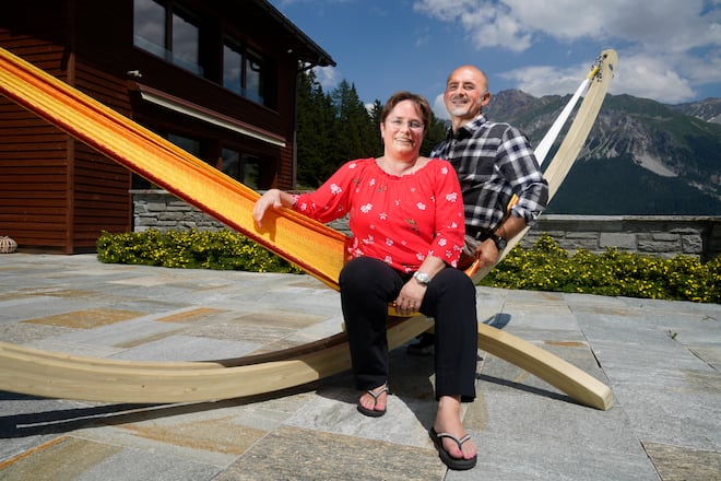 Magdalena Martullo-Blocher, avec ses enfants et son mari à Lenzerheide dans les grisons. Juillet 2019, ©Nicolas Righetti/Lundi13