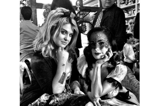 Ostern2012: Kelly Osbourne Dita von Teese