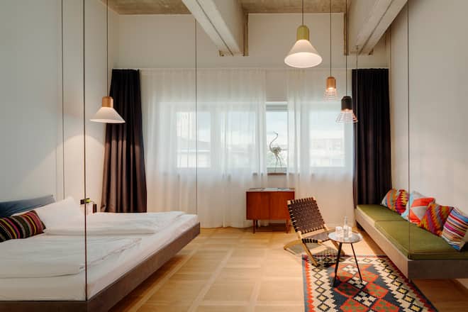 The Flushing Meadows München 12hrs.net