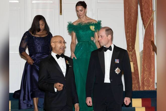 Prinz William und Herzogin Kate mit Patrick Allen und Patricia Allen