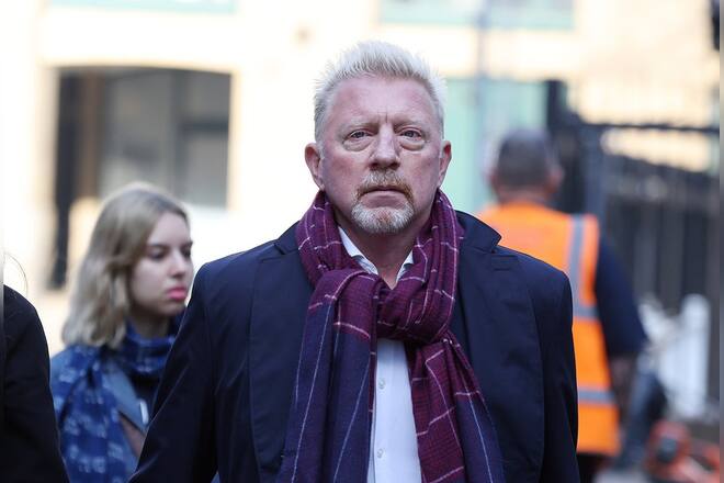Boris Becker am Montag, den 21. März 2022, mit ernstem Blick auf dem Weg ins Londoner Gericht.
