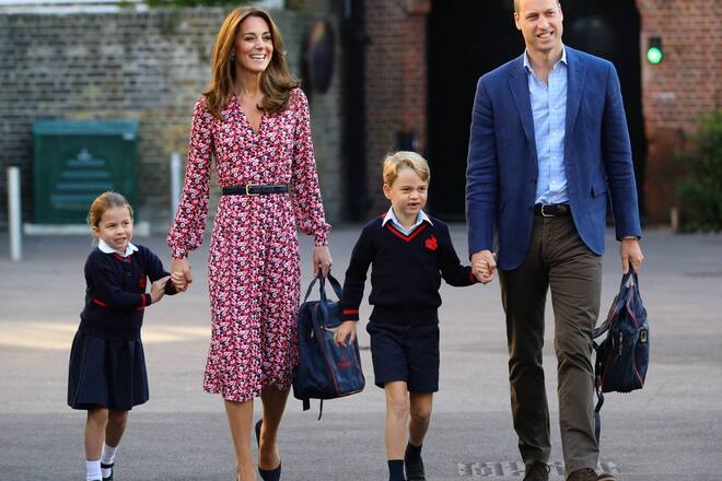 Zur Einschulung mit Mama und Papa (v.l.): Prinzessin Charlotte, Herzogin Kate, Prinz George und Prinz William.