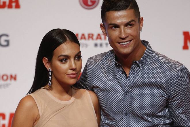 Georgina Rodriguez und Cristiano Ronaldo sind Eltern einer Tochter geworden.
