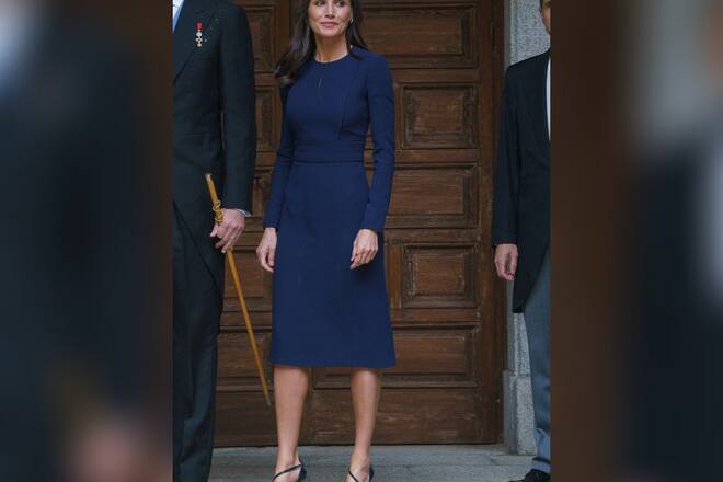 Königin Letizia greift gern zu schlichten und eleganten Stücken.