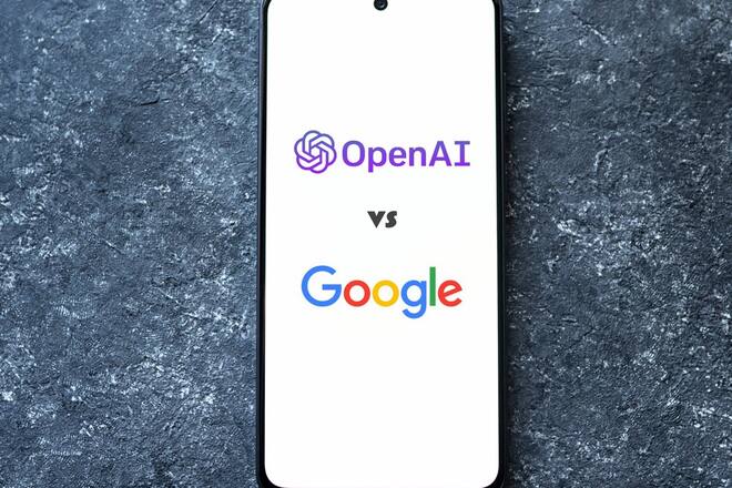 OpenAI und Google sind derzeit die grössten Widersacher am Markt der Chatbots und Künstlichen Intelligenz.