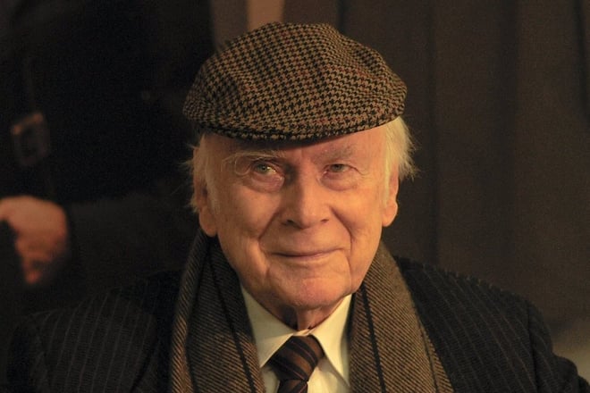 Die Bundesregierung ehrt den verstorbenen Loriot.