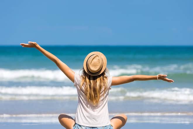 Das Glück in der Ferne finden? Diese Reisepodcasts liefern Inspiration für das nächste Abenteuer.