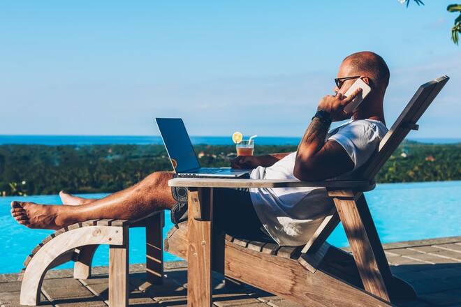 Reisende sollten sich vor ihrem Trip um die richtigen Datenpakete kümmern.