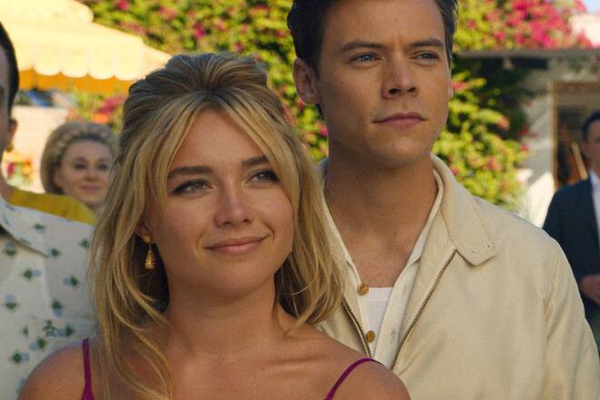 Perfekte Welt? Alice (Florence Pugh) und Jack (Harry Styles) scheinen ihr Glück gefunden zu haben.