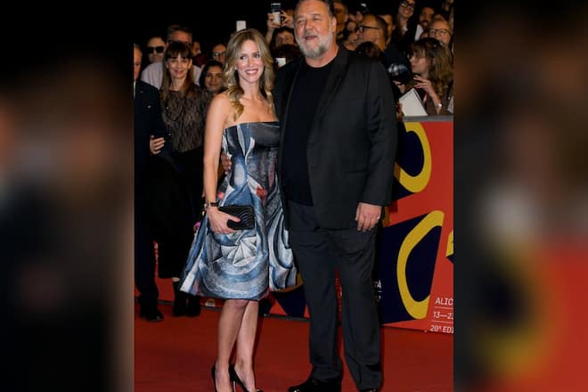 Russell Crowe und seine Britney Theriot auf dem roten Teppich in Rom.