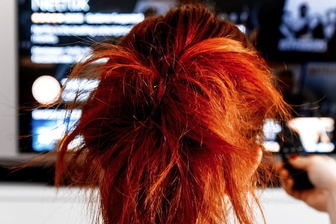 Egal, ob am Fernseher, Computer oder auf mobilen Geräten: Netflix erlaubt Userinnen und Usern, etwa die «Weiterschauen»-Liste händisch anzupassen.