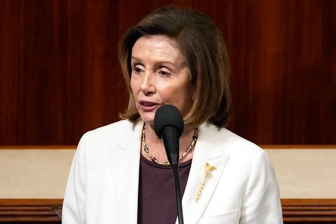 Nancy Pelosi tritt ab.