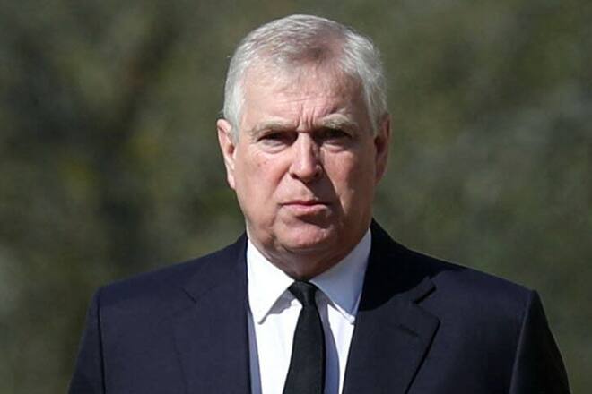 Prinz Andrew sorgt erneut für Schlagzeilen.