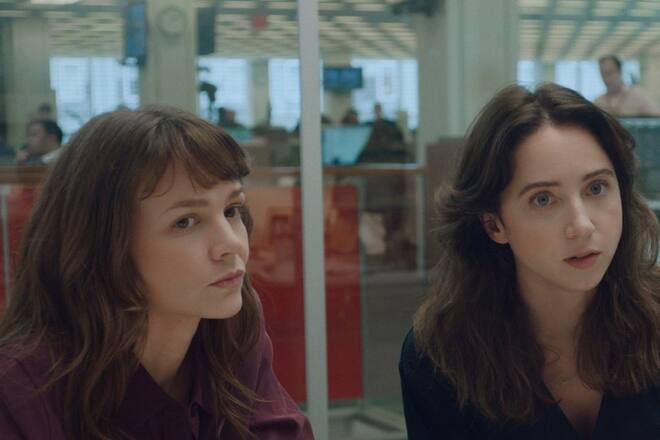 «She Said» erzählt von der Recherche der «New York Times»-Journalistinnen Megan Twohey (Carey Mulligan, l.) und Jodi Kantor (Zoe Kazan).
