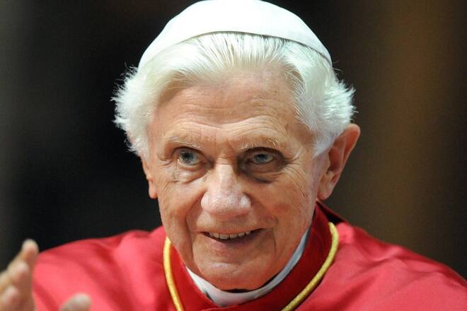 Papst Benedikt XVI. im Jahr 2012 im italienischen Mailand.