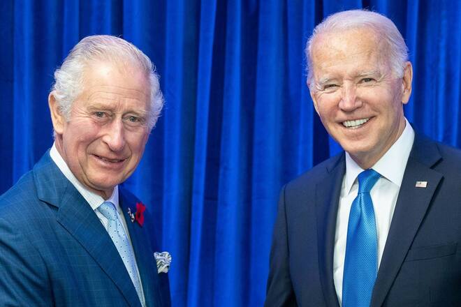 König Charles - damals noch Prinz - und Joe Biden (r.) bei einem Treffen in Schottland im Herbst 2021.