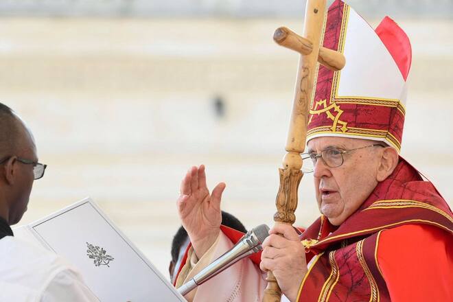 Papst Franziskus feierte mit Tausenden Gläubigen eine grosse Messe.