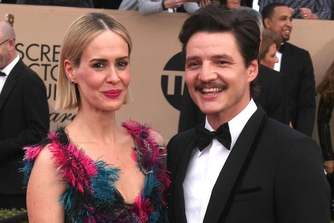 Sarah Paulson und Pedro Pascal sind seit 30 Jahren befreundet und besuchen häufig gemeinsam Events, wie etwa die Screen Actors Guild Awards.