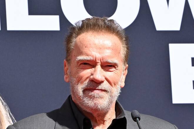 Arnold Schwarzenegger hat viele Haustiere.