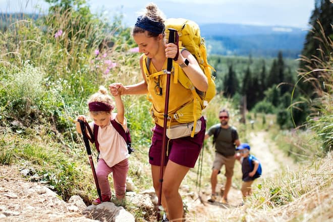Auch mit Kindern kann man auf Wanderschaft gehen.