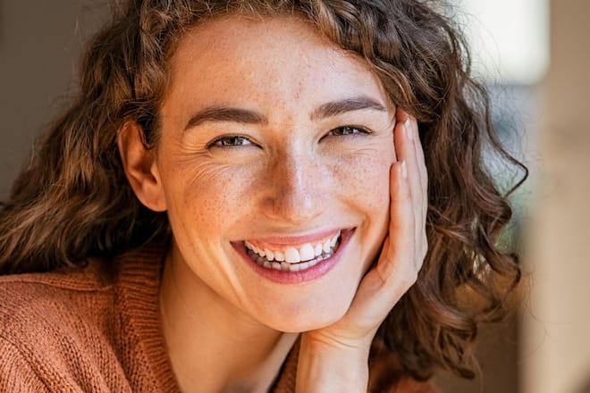 Um diese Sommersprossen zu bekommen, muss man nicht ewig in der Sonne liegen.
