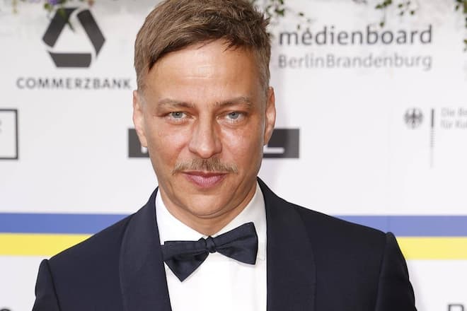 Tom Wlaschiha feiert Geburtstag.