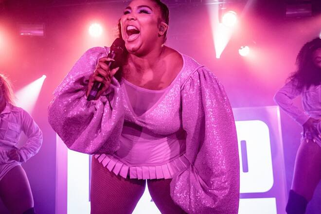 Lizzo während eines Konzerts im Jahr 2019 in Amsterdam.