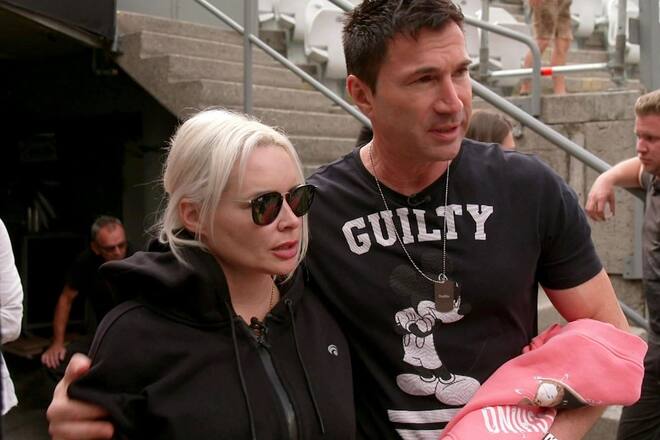 Sichtlich angespannt: Daniela Katzenberger und Lucas Cordalis kurz vor ihrem Auftritt.