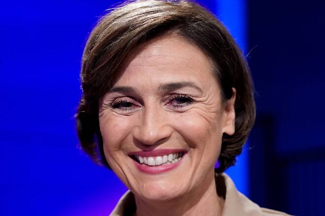 Sandra Maischberger hat Grund zum Feiern.