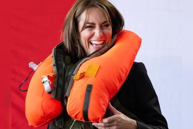 Prinzessin Kate hatte bei einem Besuch einer Militärbasis sichtlich Spass.