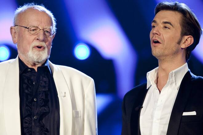 Roger Whittaker (l.) und Florian Silbereisen bei einem gemeinsamen Auftritt im Jahr 2012.