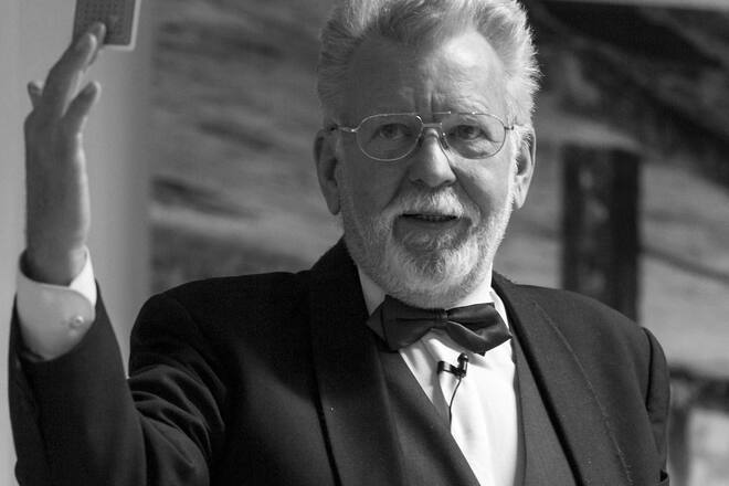 Peter Kersten ist nach langer Krankheit verstorben.