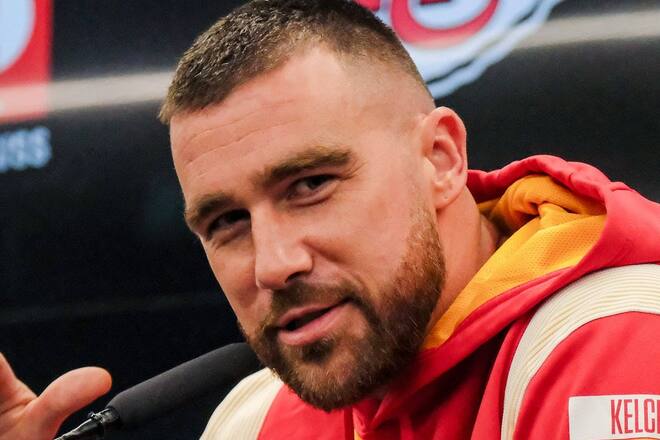 Travis Kelce während der Pressekonferenz der Kansas City Chiefs in Frankfurt.