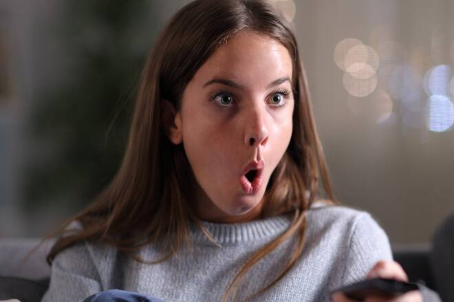 So manche Zuschauerin oder Zuschauer dürfte schockiert vor dem Fernseher sitzen, wenn sie oder er sieht, was die grossen Streaminganbieter geplant haben.