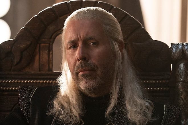 Paddy Considine als Viserys I. Targaryen in "House of the Dragon".